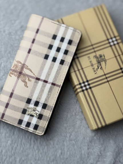 BURBERRY Long Artificial Leather Wallet