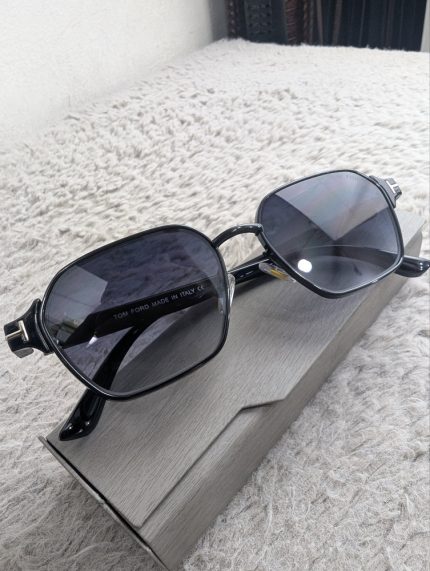 TOM FORD Black Square Sunglasses
